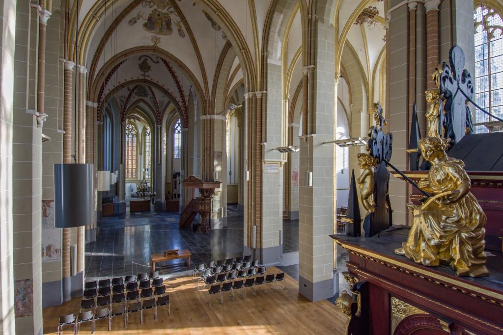 Walburgiskerk afscheid locatie condoleance uitvaart plechtigheid Zutphen